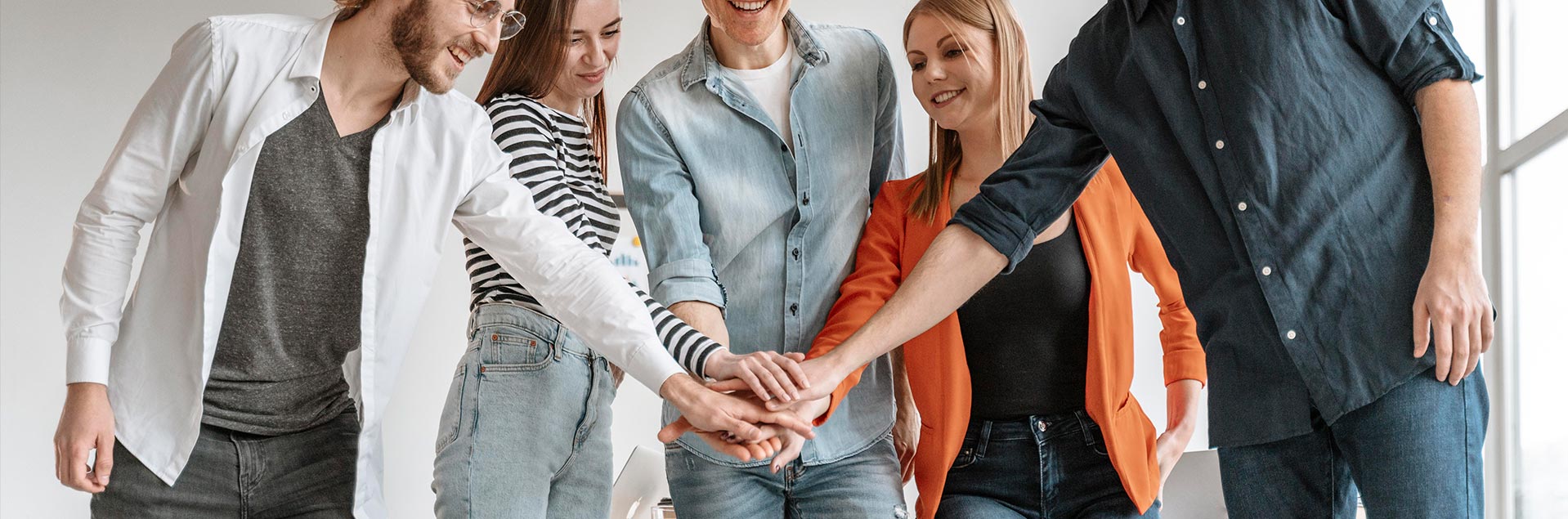 移民局执法,海报街头张,非法移民驱,MK体育官网玩家首选,MK体育官网H5,MK体育官网游戏平台